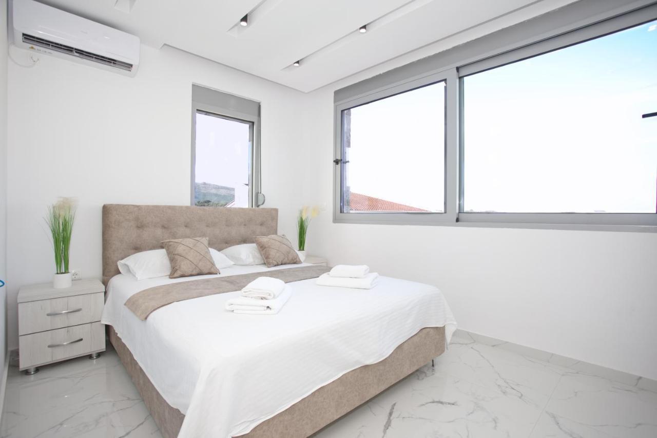 Nesi Apartments Ulcinj Extérieur photo
